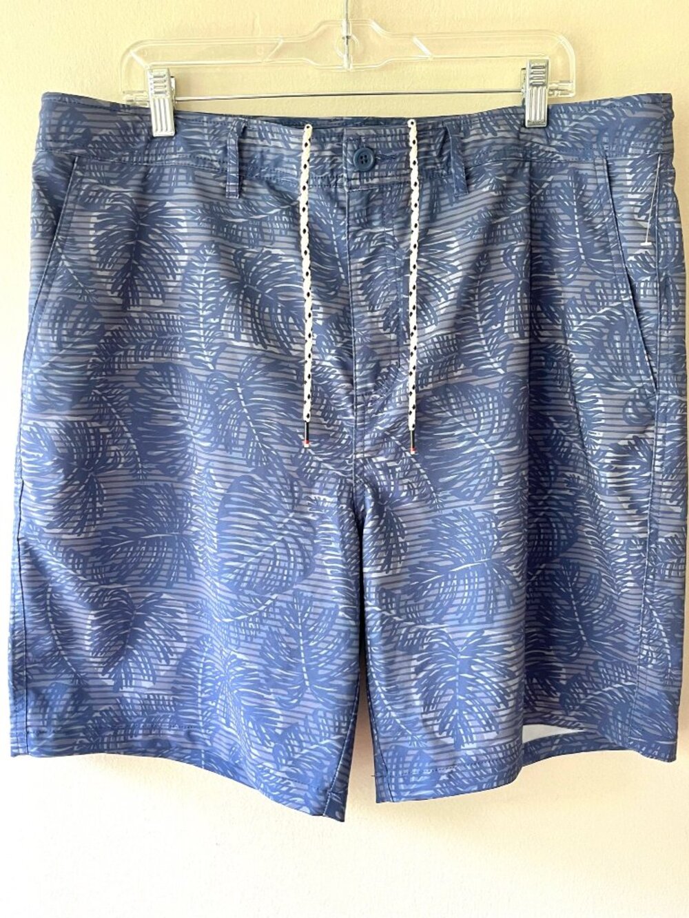 Dockers Men's Sz 38 Blue hybrid swim shorts tropical leaf pattern drawstring